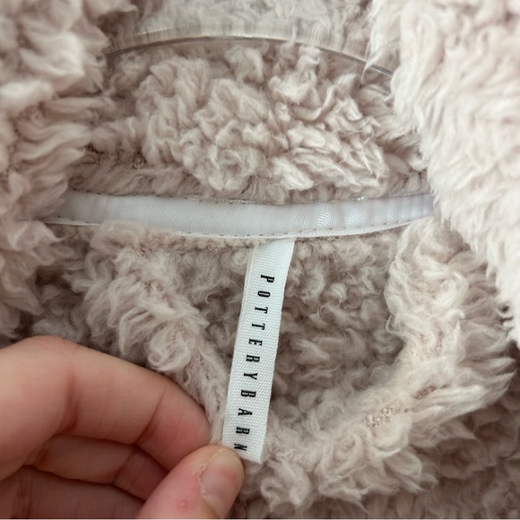 Pottery Barn Cream Fleece Robe - Picture 4 of 8